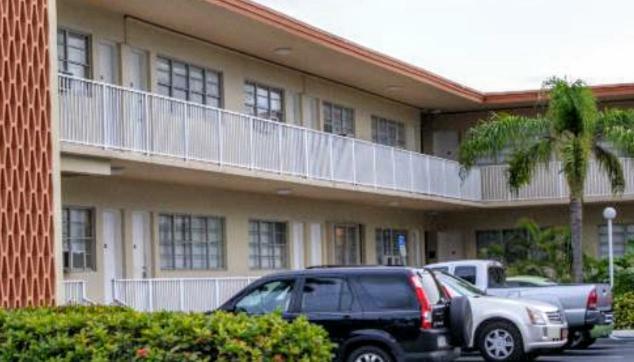 Hallandale Studio With Pool Leilighet Hallandale Beach Eksteriør bilde